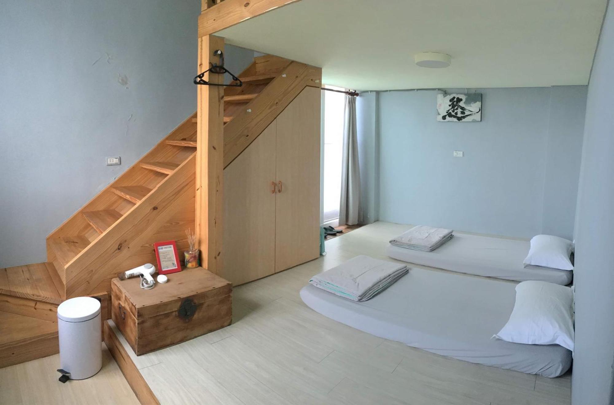 Back To Real Hostel T'ai-tung Εξωτερικό φωτογραφία